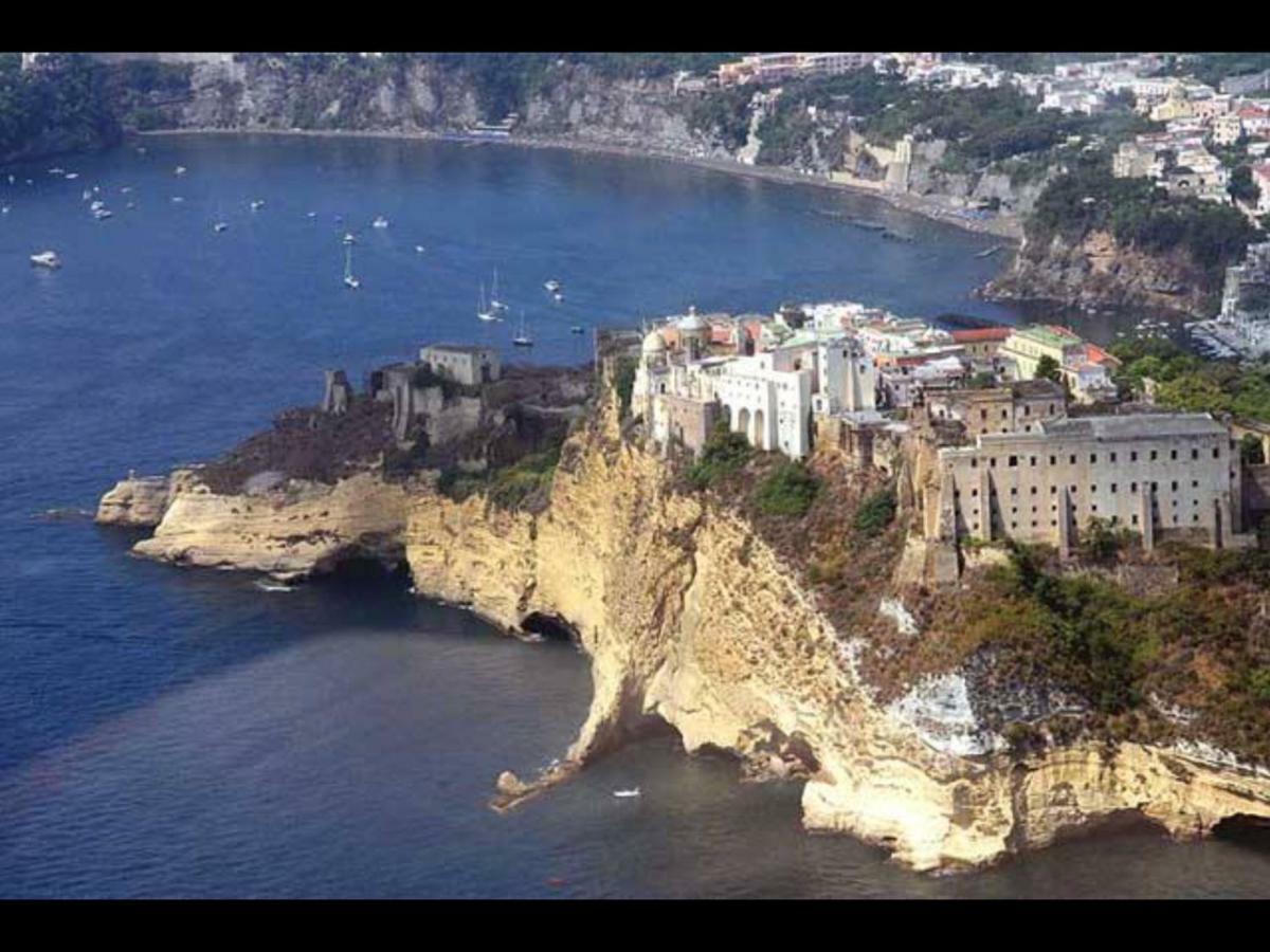 Villa La Gioiosa Procida Exterior foto